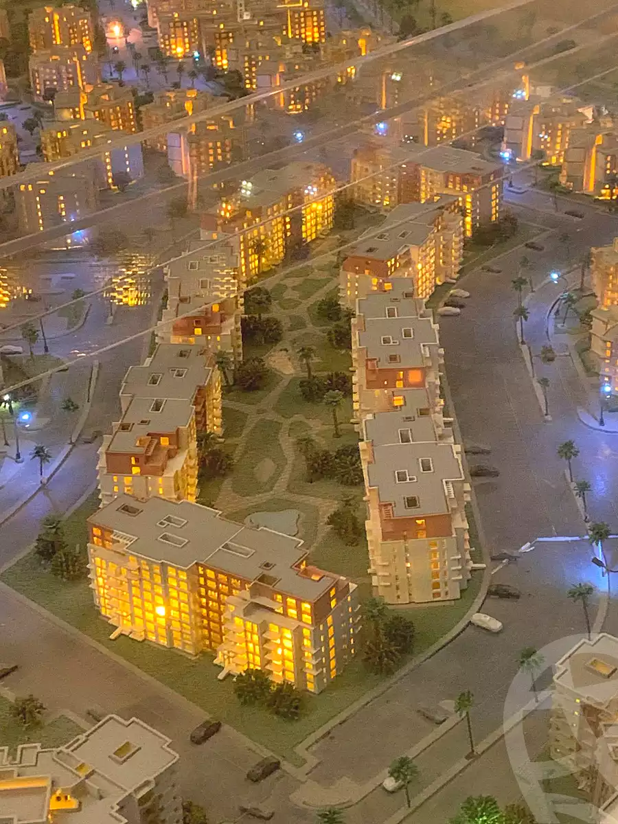 https://aqarmap.com.eg/en/listing/6766920-for-sale-cairo-6th-of-october-hadaeq-october-kmbwnd-fy-hdyq-ktwbr-ashgar-city
