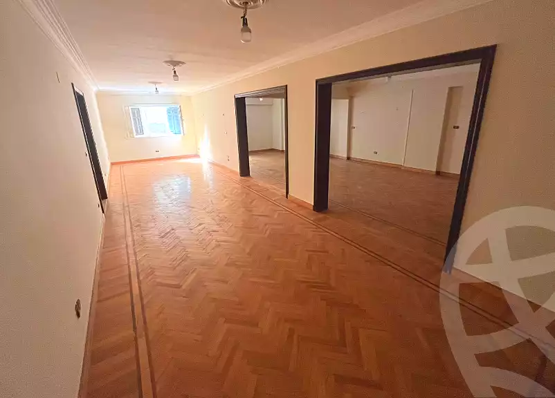 https://aqarmap.com.eg/ar/listing/6767624-for-rent-alexandria-ganaklis