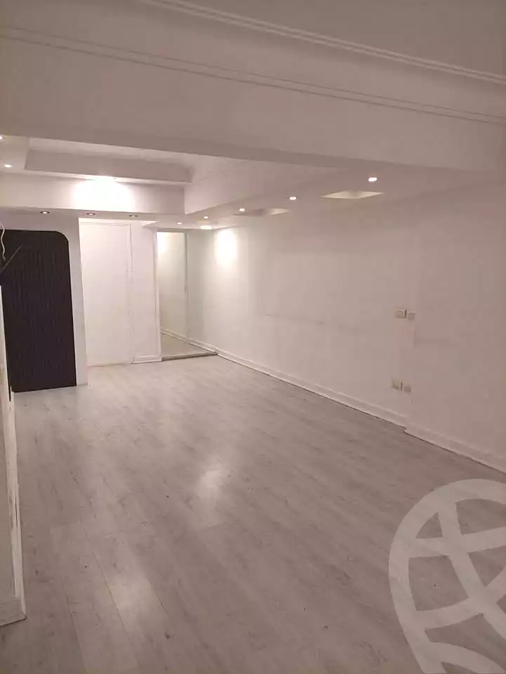 https://aqarmap.com.eg/ar/listing/6767742-for-rent-alexandria-ganaklis-shr-bw-qyr-tryq-lhry