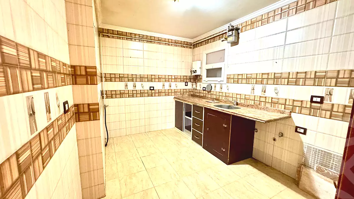 https://aqarmap.com.eg/ar/listing/6768567-for-rent-alexandria-el-saraya