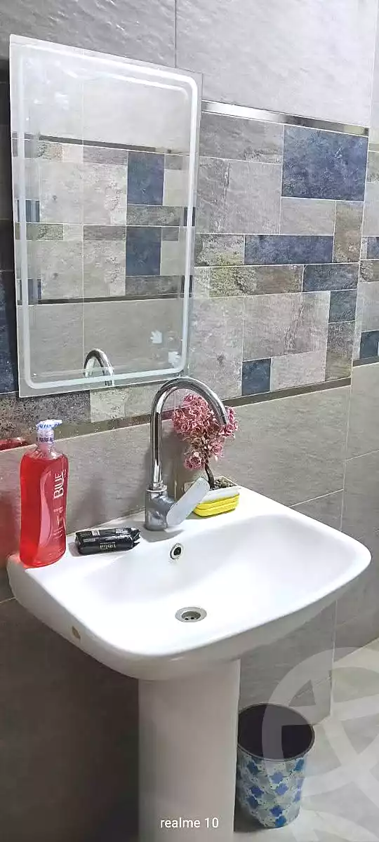 https://aqarmap.com.eg/ar/listing/6769051-for-rent-cairo-manial-kwrnysh-lmnyl