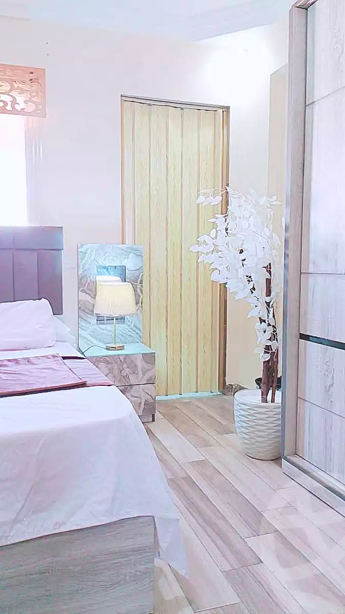 https://aqarmap.com.eg/ar/listing/6769051-for-rent-cairo-manial-kwrnysh-lmnyl