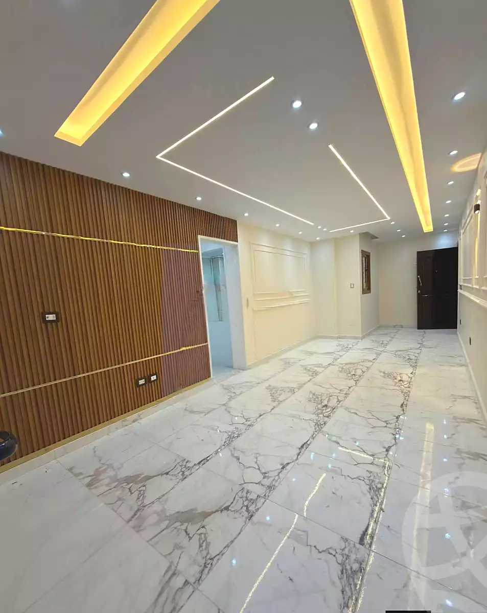 https://aqarmap.com.eg/ar/listing/6770541-for-sale-alexandria-l-jmy-lbytsh-al-samalehy-1-st