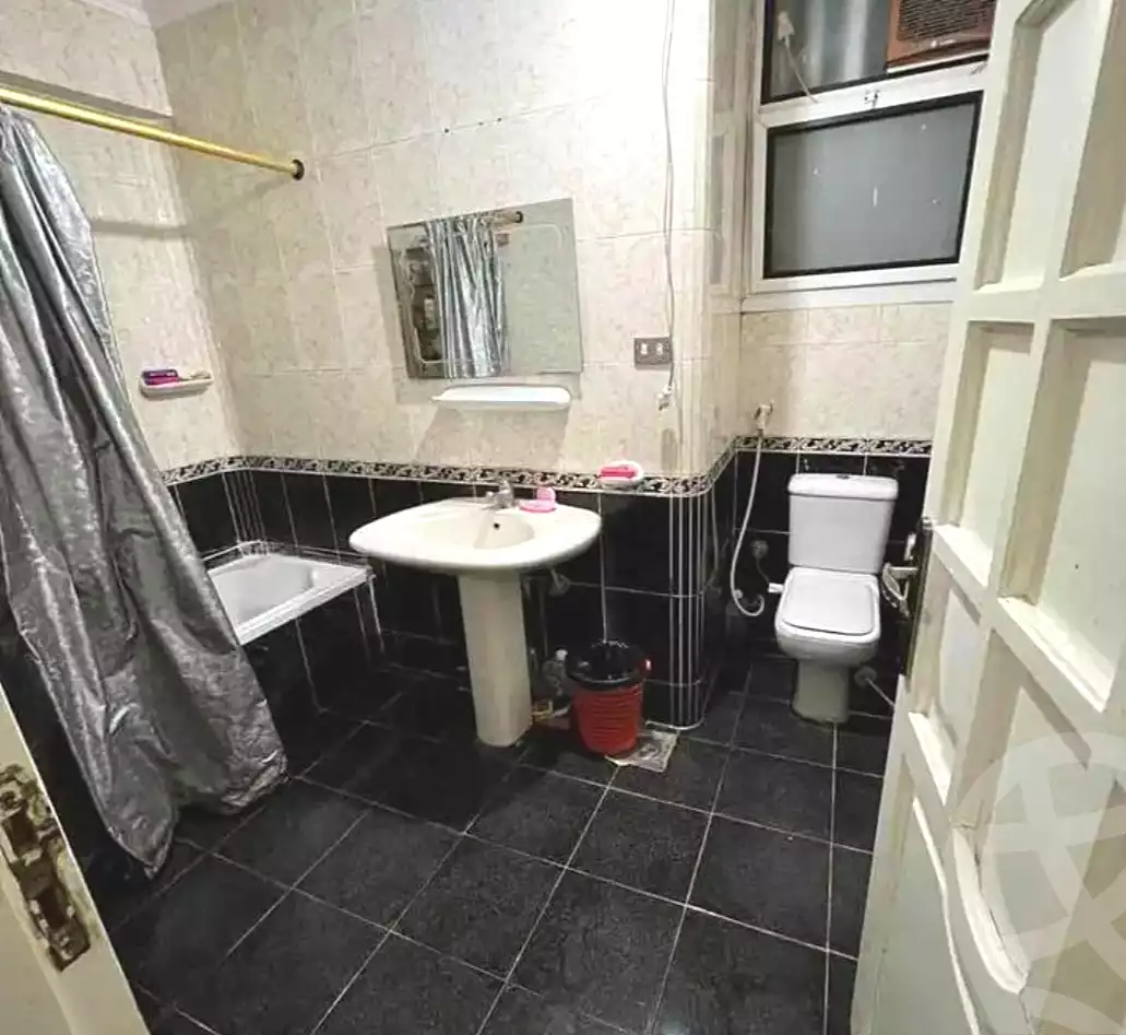https://aqarmap.com.eg/ar/listing/6770748-for-sale-alexandria-ganaklis