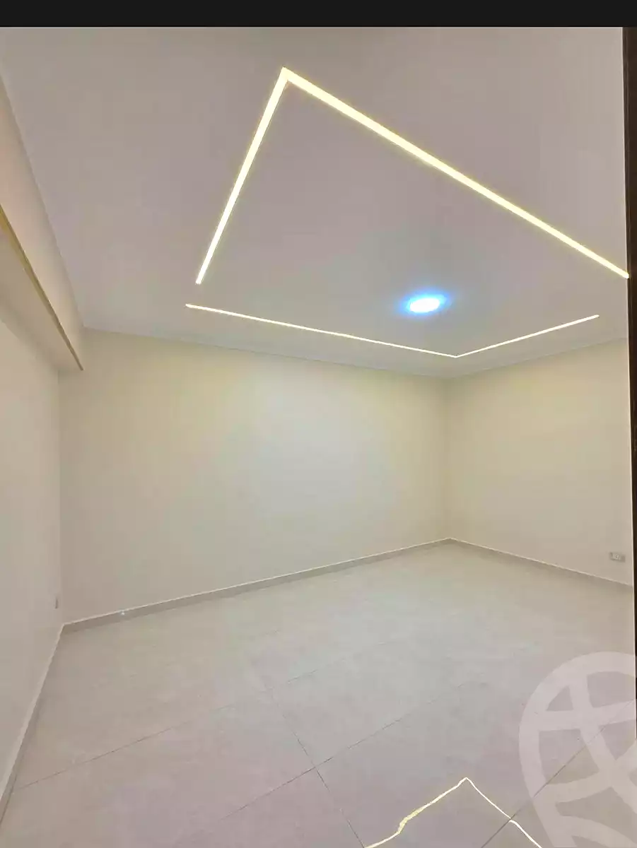 https://aqarmap.com.eg/ar/listing/6772233-for-sale-alexandria-miami-el-gaish-rd-st
