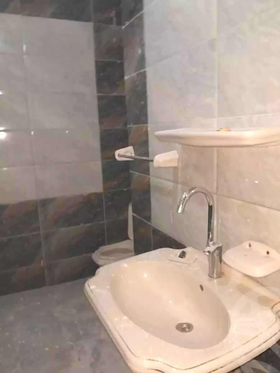 https://aqarmap.com.eg/en/listing/6772258-for-sale-alexandria-l-jmy-el-hanouvel-el-salam-st