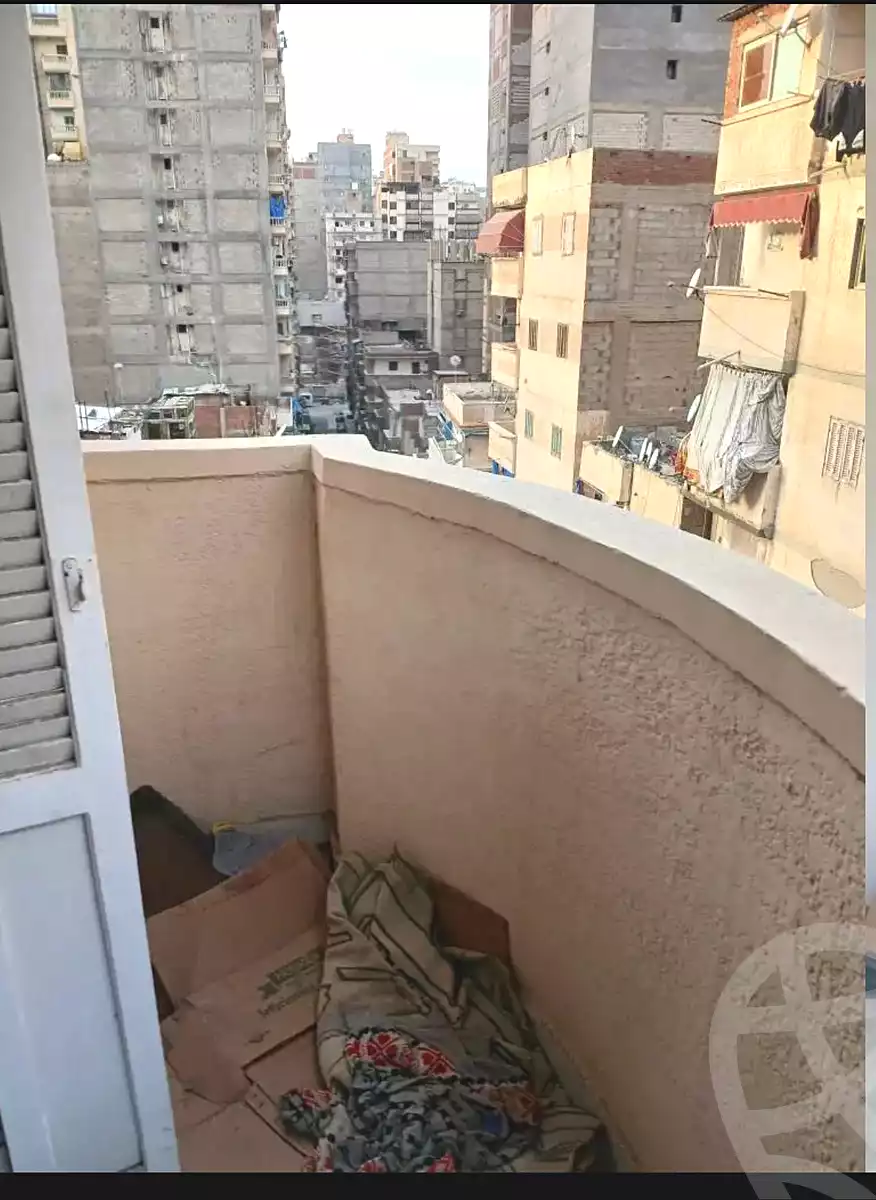 https://aqarmap.com.eg/ar/listing/6772439-for-sale-alexandria-el-asafra-l-sfr-qbly