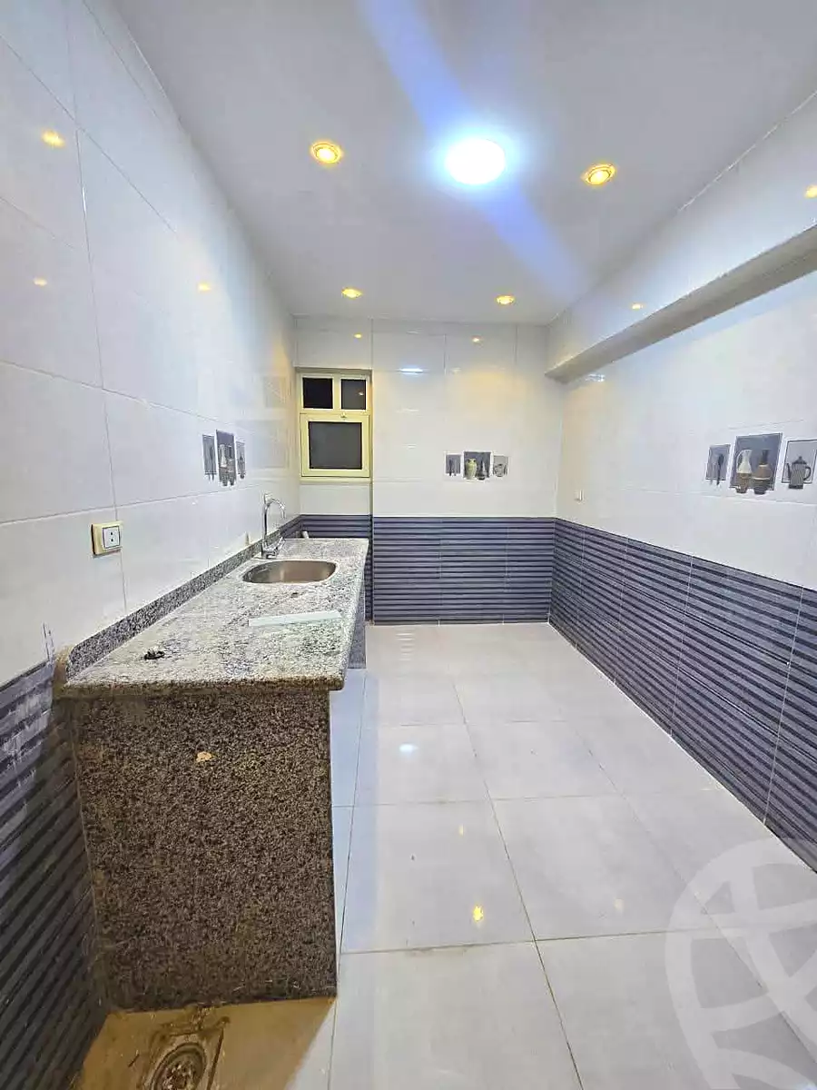 https://aqarmap.com.eg/ar/listing/6772569-for-sale-alexandria-el-mandara-shr-jml-bd-lnsr