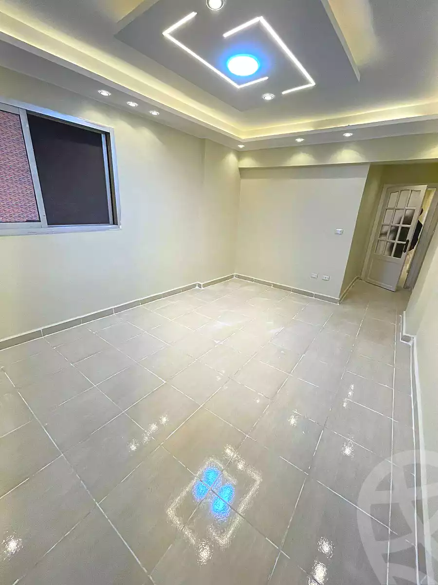 https://aqarmap.com.eg/ar/listing/6772618-for-sale-alexandria-sydy-bshr-sydy-bshr-bhry-gamal-abd-el-nasir-st