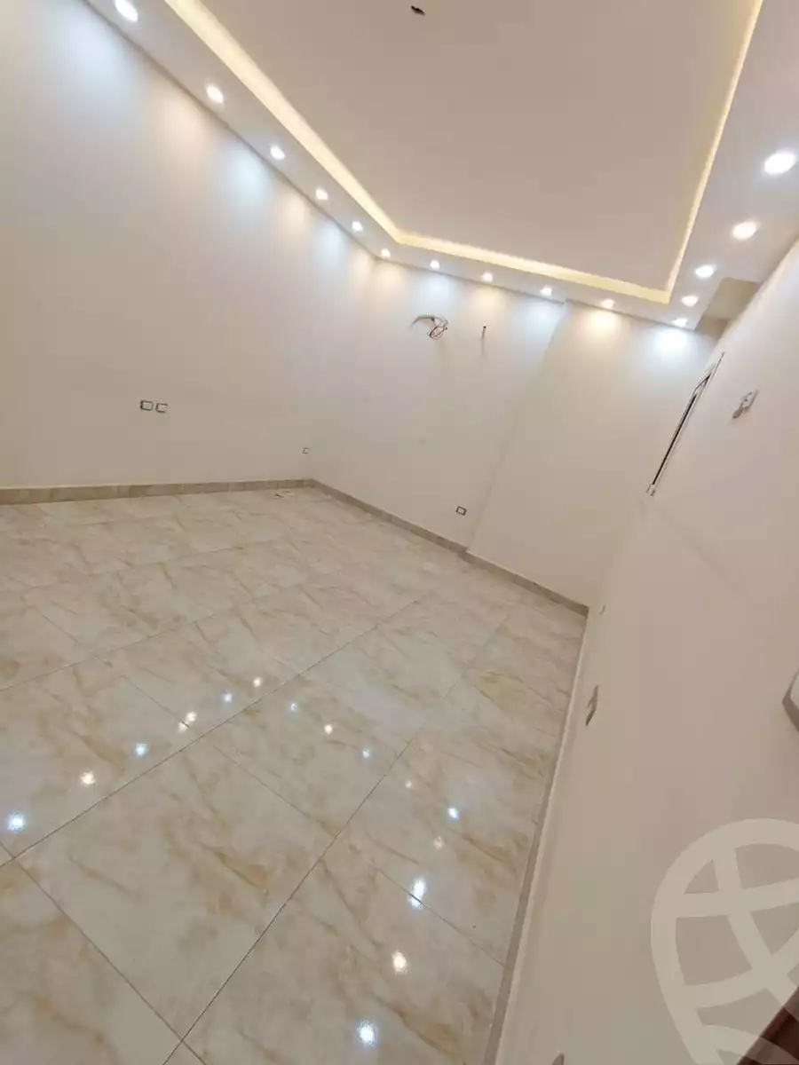 https://aqarmap.com.eg/ar/listing/6772637-for-rent-cairo-helwan-mohamed-sayed-ahmed-st