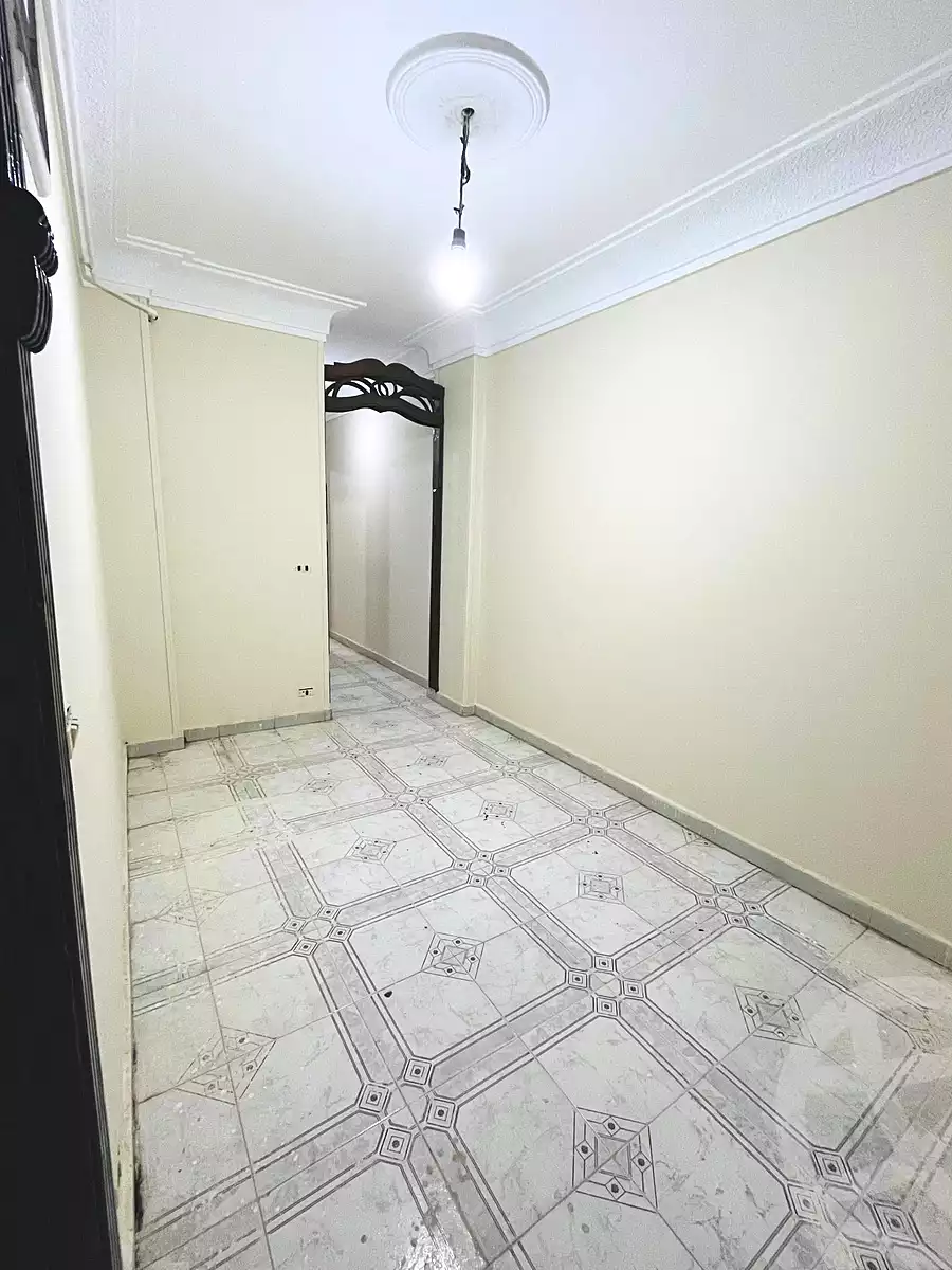 https://aqarmap.com.eg/en/listing/6773087-for-sale-alexandria-lsywf-el-falki