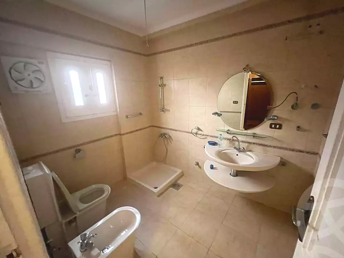https://aqarmap.com.eg/ar/listing/6773179-for-rent-alexandria-ganaklis