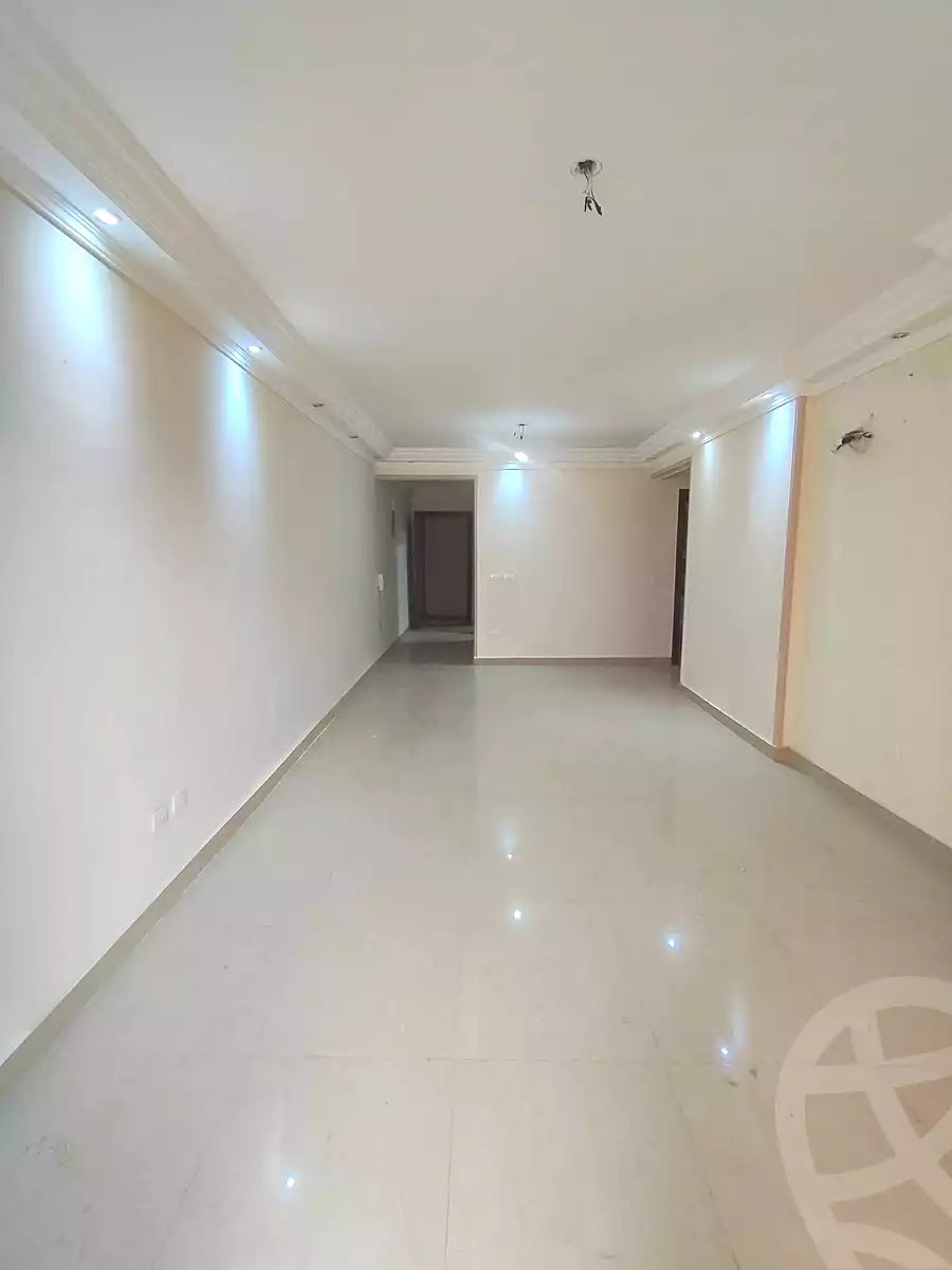 https://aqarmap.com.eg/ar/listing/6773346-for-sale-alexandria-miami-mahmoud-el-isawy-st