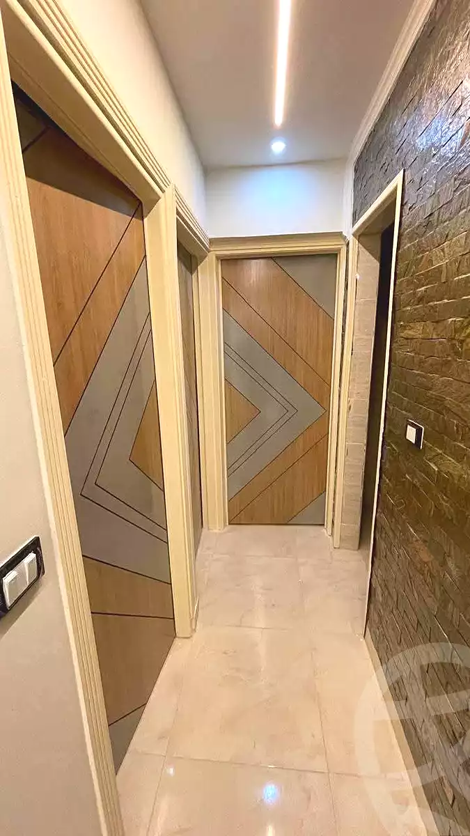 https://aqarmap.com.eg/ar/listing/6773701-for-sale-alexandria-l-jmy-lbytsh-ibrahim-othman-st