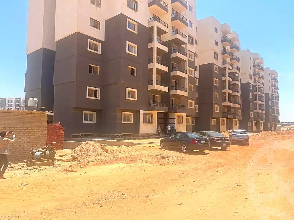 https://aqarmap.com.eg/ar/listing/6773735-for-sale-cairo-new-administrative-capital-r7-kmbwnd-stw