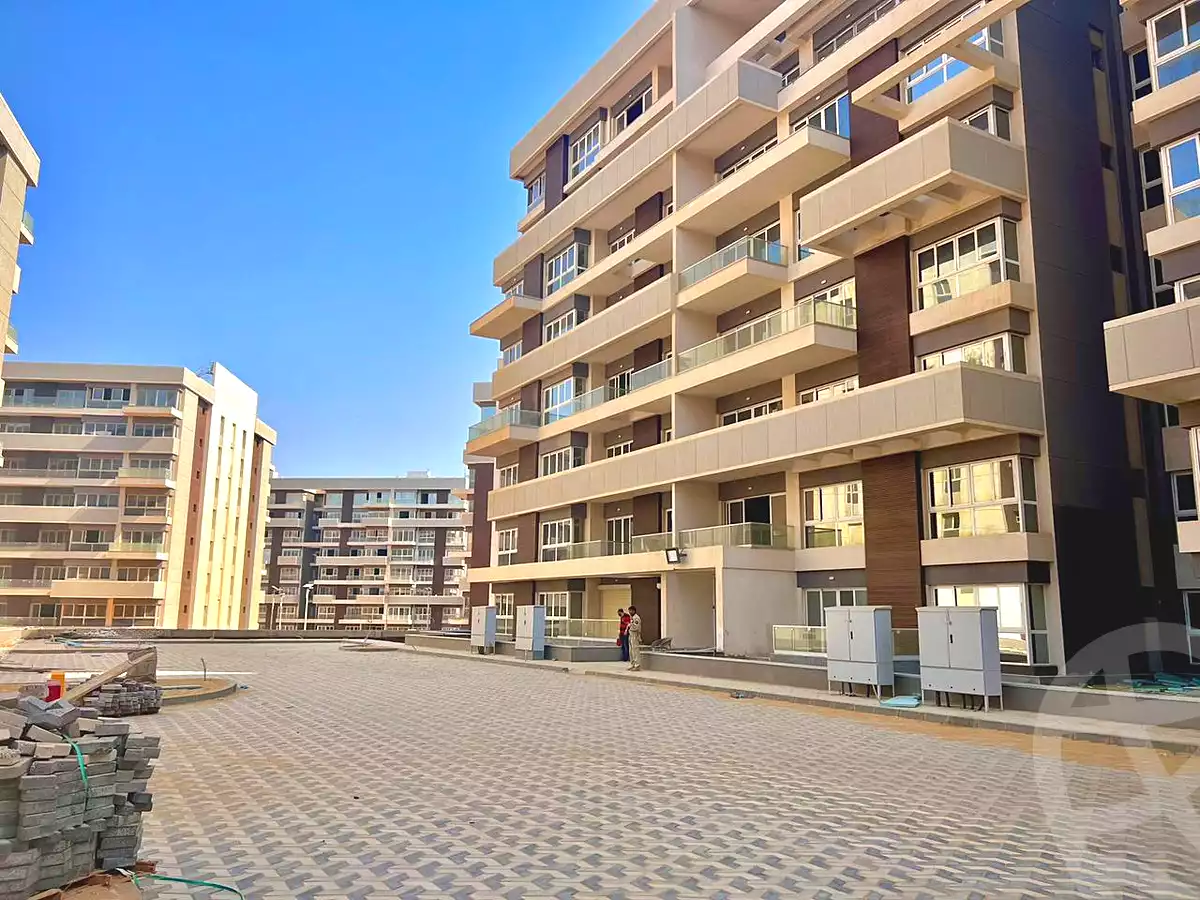 https://aqarmap.com.eg/en/listing/6774121-for-sale-cairo-new-administrative-capital-r7-scenario