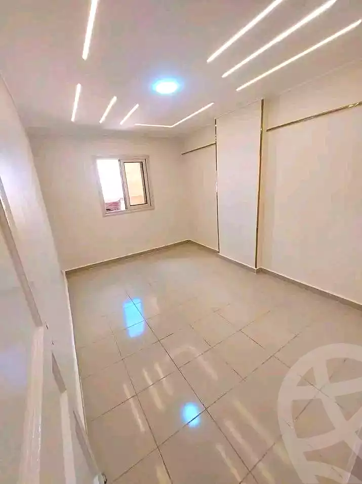 https://aqarmap.com.eg/ar/listing/6775146-for-sale-alexandria-sydy-bshr-sydy-bshr-bhry-shr-khld-bn-lwlyd