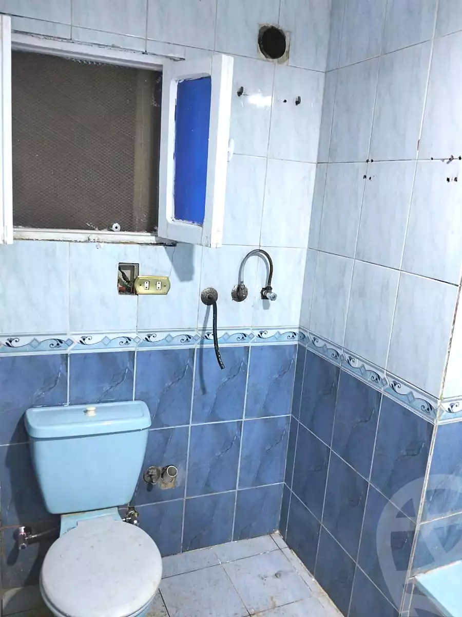 https://aqarmap.com.eg/ar/listing/6775147-for-sale-cairo-helwan-helwan-el-sharkeya-gaafar-st