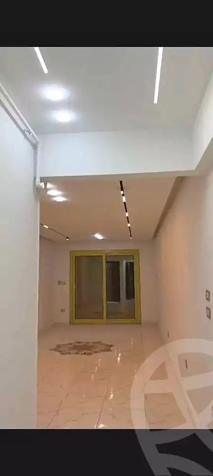 https://aqarmap.com.eg/ar/listing/6775545-for-rent-alexandria-new-miami-el-quds-school-st