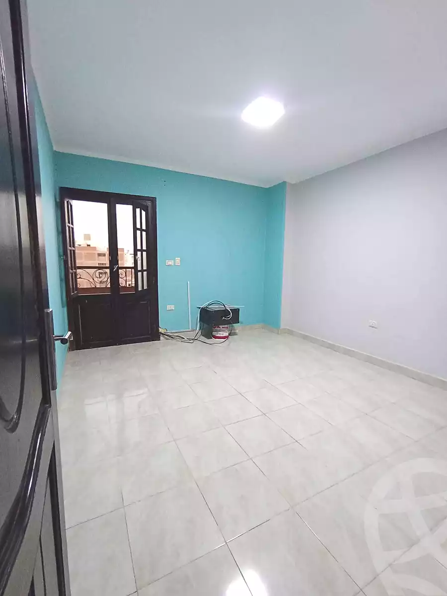 https://aqarmap.com.eg/ar/listing/6776716-for-rent-cairo-helwan-zou-el-fekar-basha-st