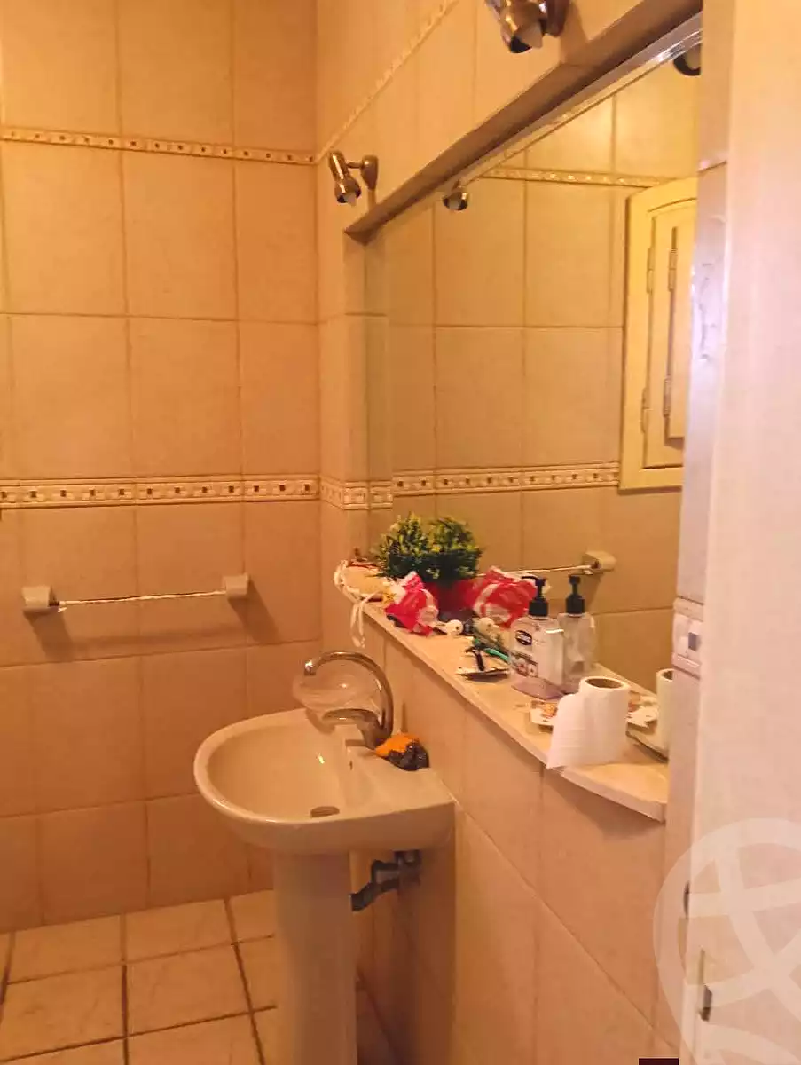 https://aqarmap.com.eg/ar/listing/6776932-for-sale-alexandria-l-jmy-lbytsh-el-hanafeya-st