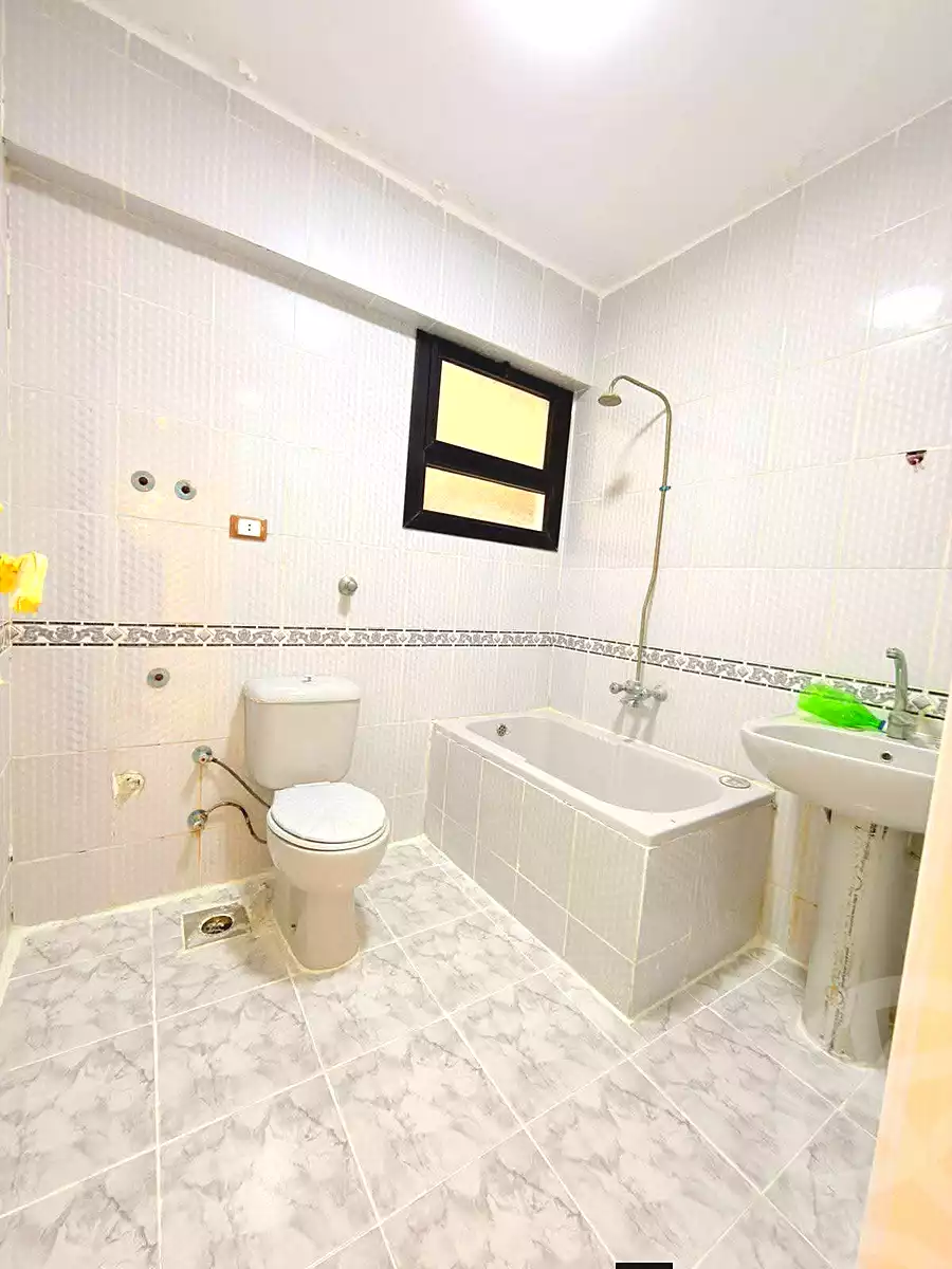 https://aqarmap.com.eg/en/listing/6777045-for-sale-alexandria-l-jmy-shataa-el-nakheel