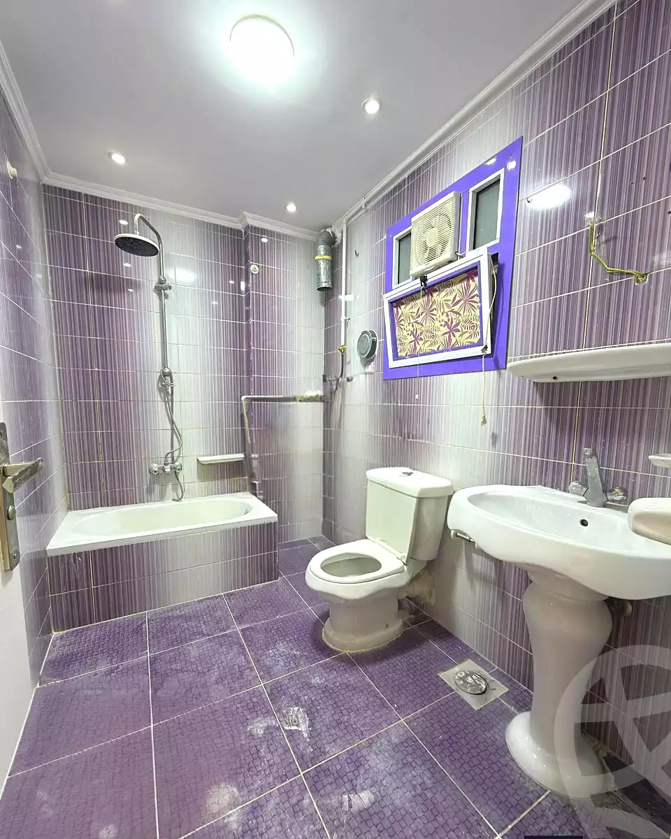 https://aqarmap.com.eg/ar/listing/6777189-for-sale-alexandria-l-jmy-lbytsh-al-samalehy-1-st