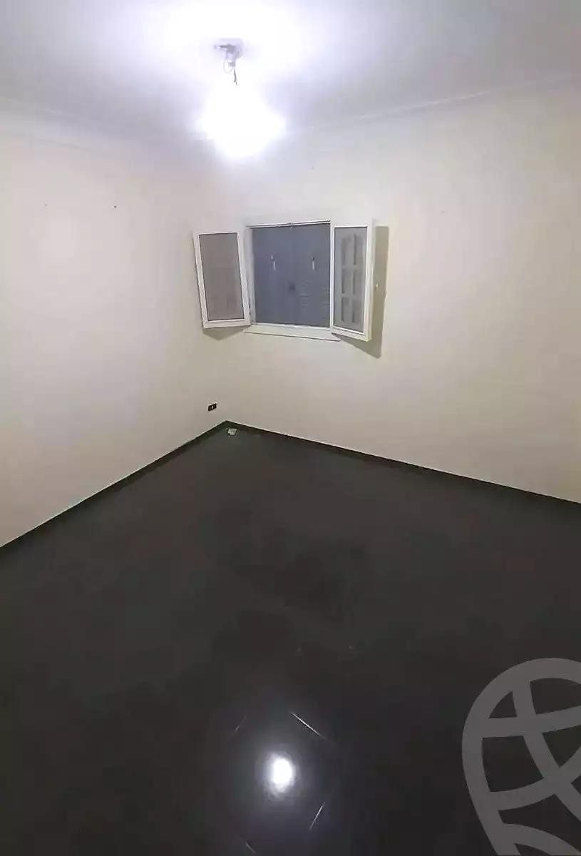 https://aqarmap.com.eg/ar/listing/6777275-for-sale-alexandria-l-jmy-lbytsh-ibrahim-othman-st