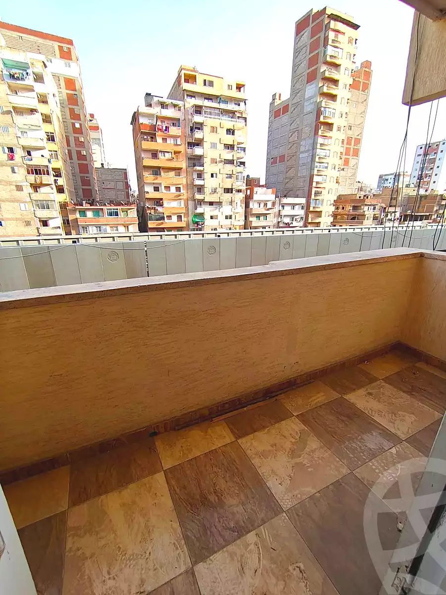 https://aqarmap.com.eg/en/listing/6777315-for-sale-alexandria-el-asafra-l-sfr-bhry