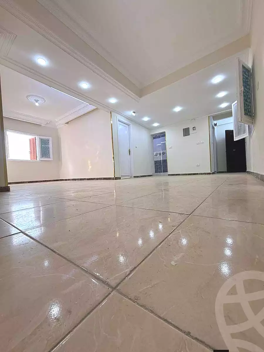https://aqarmap.com.eg/ar/listing/6777914-for-sale-cairo-helwan-helwan-el-sharkeya-abd-el-rahman-pasha-st