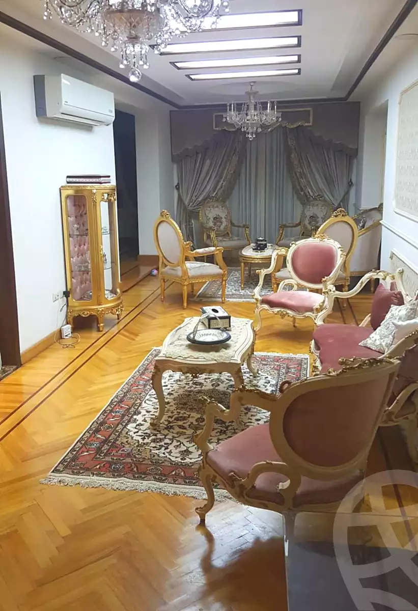 https://aqarmap.com.eg/en/listing/6778053-for-sale-alexandria-moharram-bey-ali-al-askandarani-st