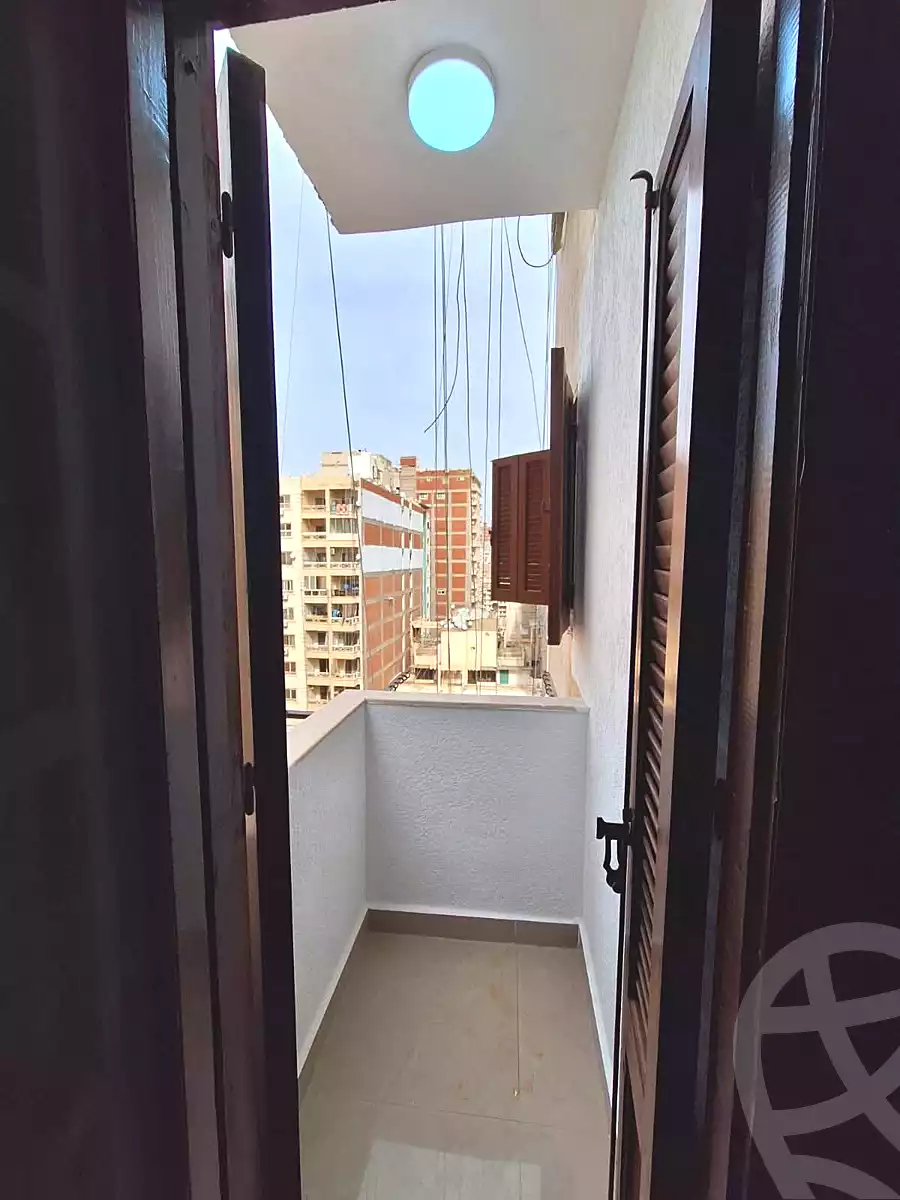 https://aqarmap.com.eg/ar/listing/6778077-for-sale-alexandria-sydy-bshr-sydy-bshr-bhry-street-15