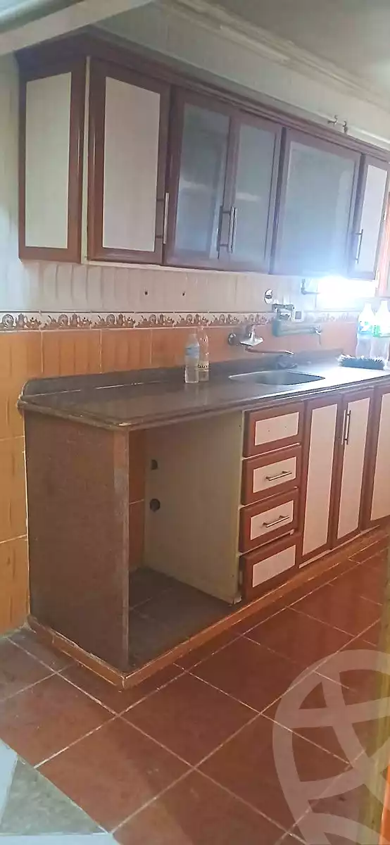https://aqarmap.com.eg/ar/listing/6778655-for-sale-alexandria-l-jmy-lbytsh-ain-shams-st