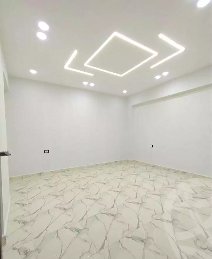 https://aqarmap.com.eg/ar/listing/6778947-for-sale-alexandria-l-jmy-lbytsh-ain-shams-st