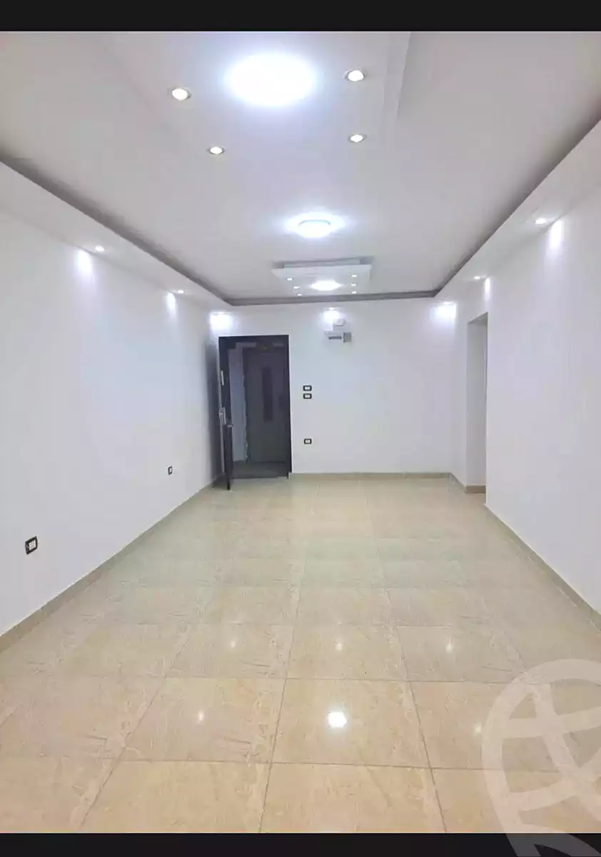 https://aqarmap.com.eg/ar/listing/6779080-for-sale-alexandria-el-asafra-shr-45