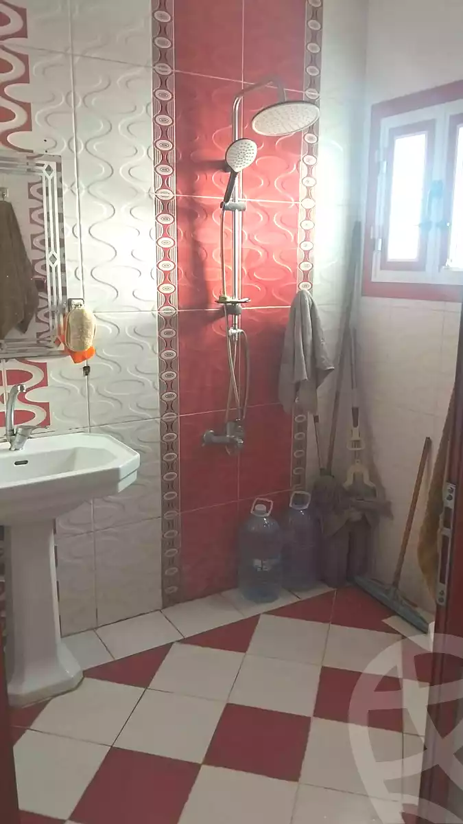 https://aqarmap.com.eg/ar/listing/6779627-for-sale-alexandria-l-jmy-lbytsh-mahmoud-awad-st