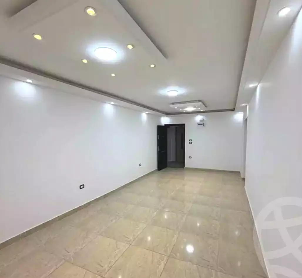 https://aqarmap.com.eg/ar/listing/6780092-for-sale-alexandria-el-asafra-shr-45