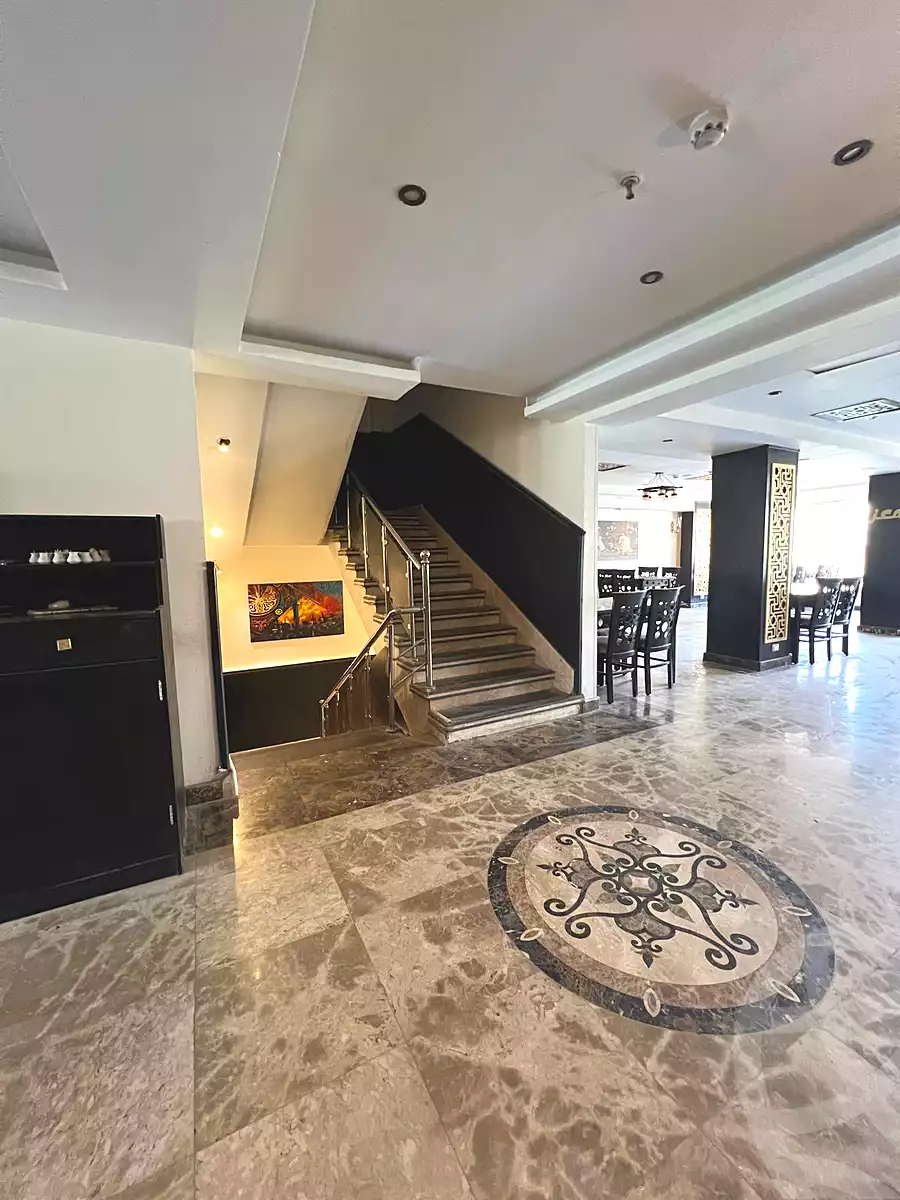 https://aqarmap.com.eg/en/listing/6780247-for-rent-cairo-new-cairo-90th-street-south-teseen-st