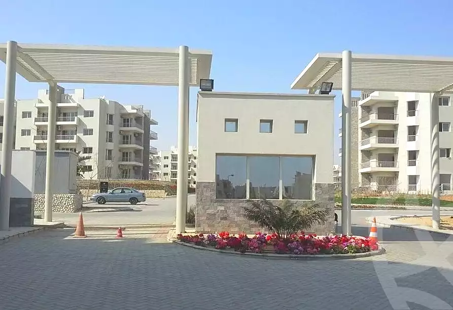 https://aqarmap.com.eg/en/listing/6780232-for-rent-cairo-el-sheikh-zayed-city-compounds-dh-drys