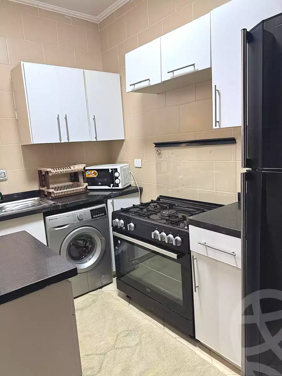 https://aqarmap.com.eg/ar/listing/6780439-for-rent-cairo-el-sheikh-zayed-city-compounds-dh-drys