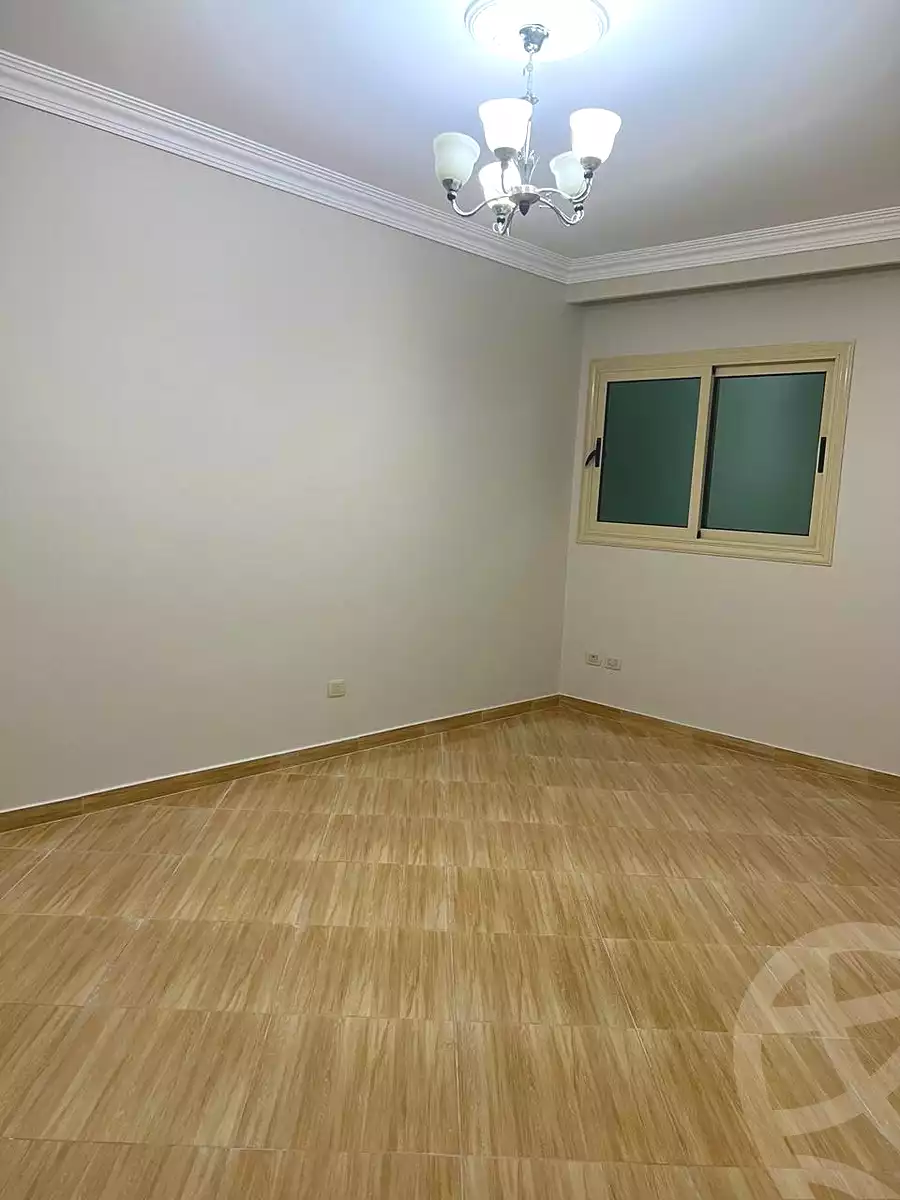 https://aqarmap.com.eg/ar/listing/6780566-for-rent-cairo-6th-of-october-el-hay-el-motamyz-el-motamayez-neighborhood-abd-el-moneim-riad-st