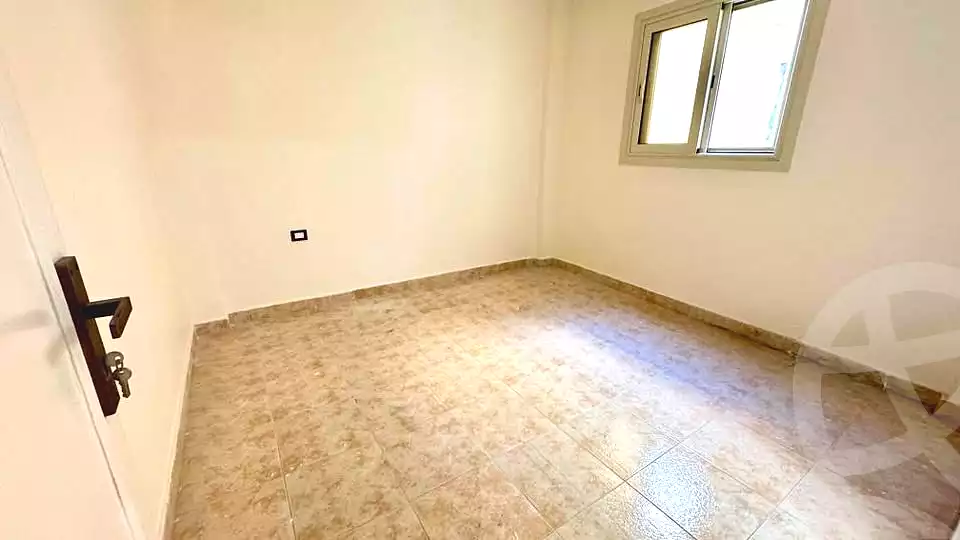 https://aqarmap.com.eg/ar/listing/6780693-for-rent-alexandria-ganaklis