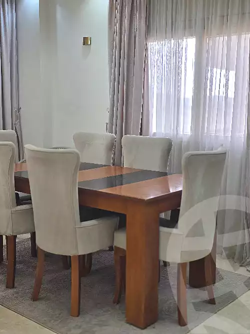 https://aqarmap.com.eg/ar/listing/6781273-for-rent-cairo-new-cairo-90th-street-south-teseen-st