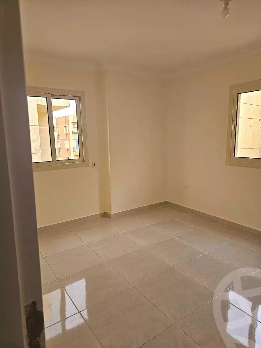 https://aqarmap.com.eg/ar/listing/6781815-for-rent-cairo-6th-of-october-el-tawsaat-el-shamalya-hy-2000-qt