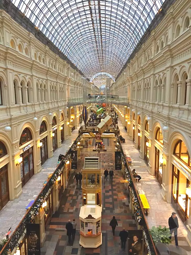 https://aqarmap.com.eg/ar/listing/6781925-for-sale-cairo-new-administrative-capital-r3-glitz-mall-rayn