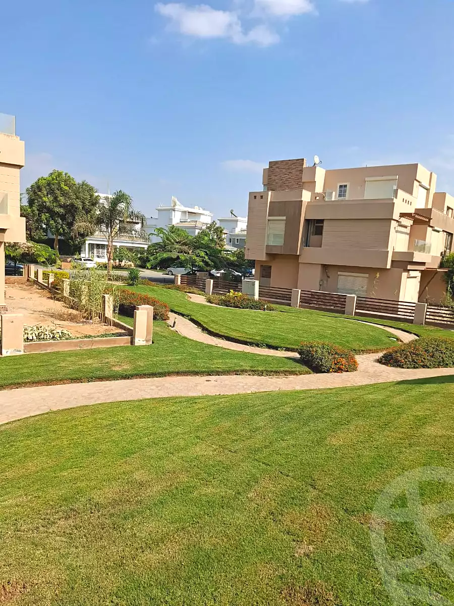 https://aqarmap.com.eg/en/listing/6782336-for-sale-cairo-6th-of-october-compounds-rayos