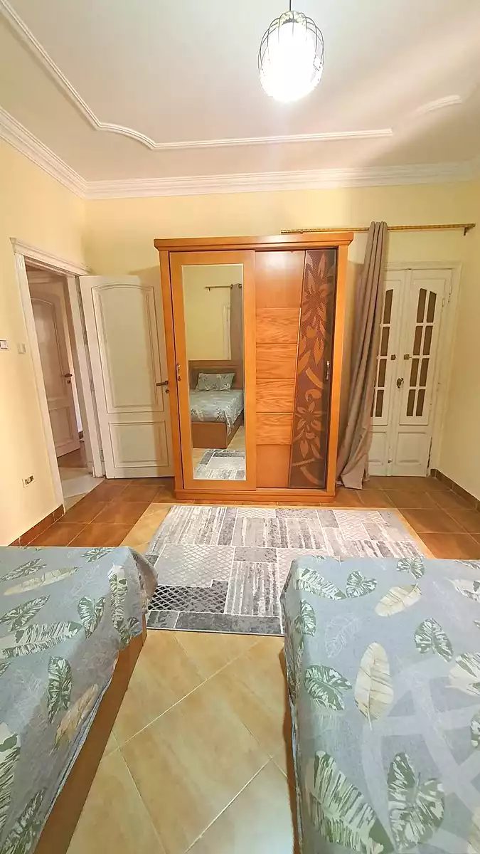 https://aqarmap.com.eg/ar/listing/6782433-for-rent-cairo-6th-of-october-el-ahyaa-neighborhood-1st