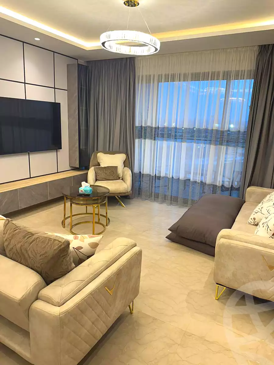 https://aqarmap.com.eg/ar/listing/6782553-for-sale-cairo-el-sheikh-zayed-city-compounds-zyd-wr-llttwyr-park-towers-zed-el-sheikh-zayed-compound