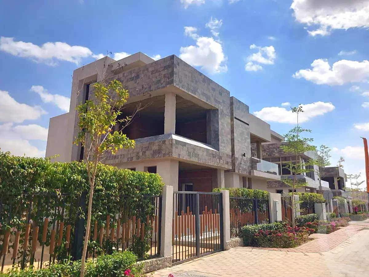 https://aqarmap.com.eg/en/listing/6782835-for-sale-cairo-6th-of-october-hadaeq-october-kmbwnd-fy-hdyq-ktwbr-sun-capital