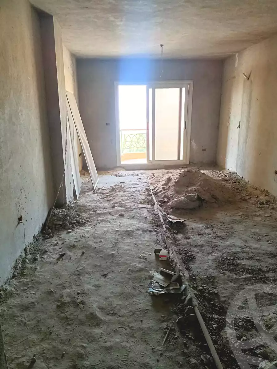 https://aqarmap.com.eg/ar/listing/6782841-for-sale-cairo-el-sheikh-zayed-city-compounds-el-khamayel